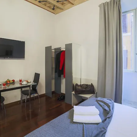 La Maison Dell'orologio Bed & Breakfast 4*