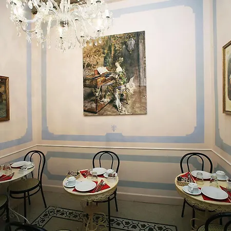 La Maison Dell'orologio Bed & Breakfast 4*