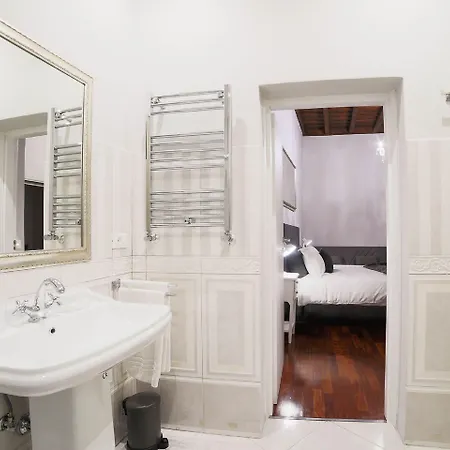 La Maison Dell'orologio